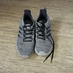 Men’s Adidas Cloudform tennis shoes